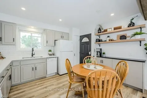 64 Ferndale Avenue Guelph ON N1E 1B5
