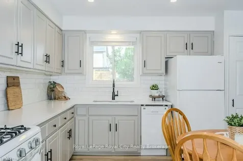 64 Ferndale Avenue Guelph ON N1E 1B5