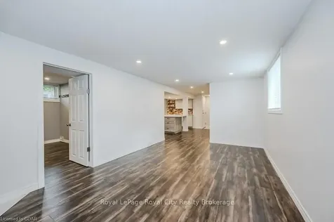 64 Ferndale Avenue Guelph ON N1E 1B5