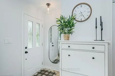 64 Ferndale Avenue Guelph ON N1E 1B5