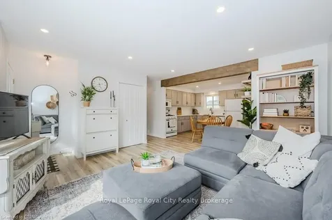64 Ferndale Avenue Guelph ON N1E 1B5