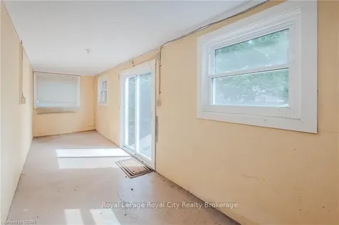 23 Waverley Drive Guelph ON N1E 1G6