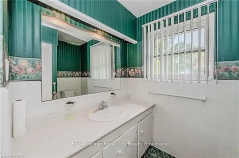 23 Waverley Drive Guelph ON N1E 1G6