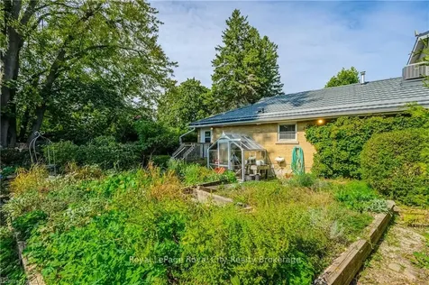 23 Waverley Drive Guelph ON N1E 1G6