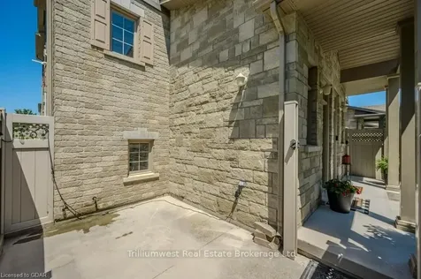 931 Glasgow Street Kitchener ON N2N 0B5