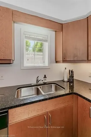 931 Glasgow Street Kitchener ON N2N 0B5