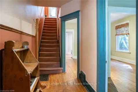 214 Liverpool Street Guelph ON N1H 2L7