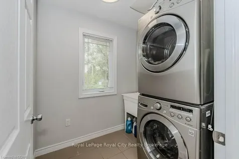 112 Cityview Drive N Guelph ON N1E 6Y5