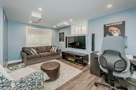 112 Cityview Drive N Guelph ON N1E 6Y5