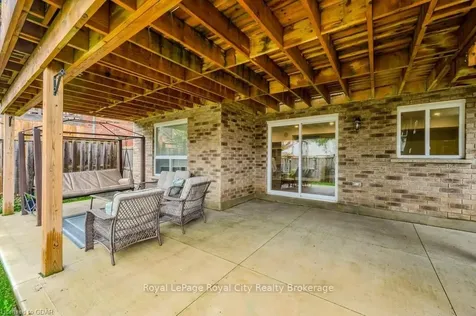 112 Cityview Drive N Guelph ON N1E 6Y5