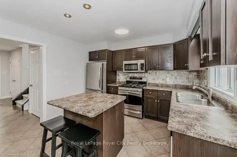 112 Cityview Drive N Guelph ON N1E 6Y5