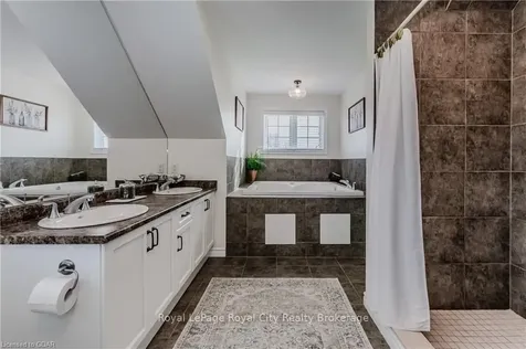 37 Atto Drive Guelph ON N1E 0E2