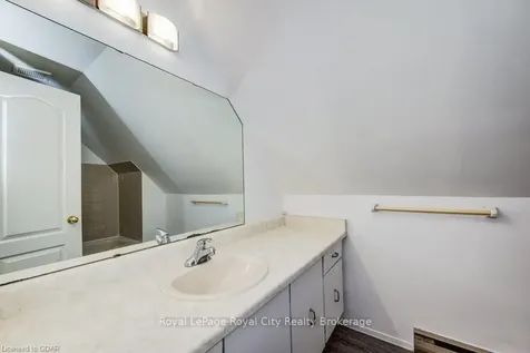 778 Scottsdale Drive Guelph ON N1G 3L8