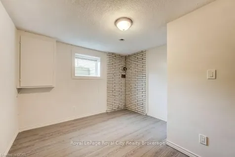 778 Scottsdale Drive Guelph ON N1G 3L8