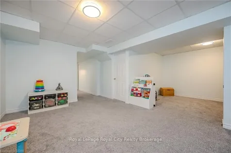 51 Carrington Place Guelph ON N1G 5C3