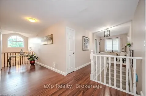 14 Mccorkindale Place Guelph ON N1K 1Z2