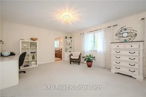 14 Mccorkindale Place Guelph ON N1K 1Z2