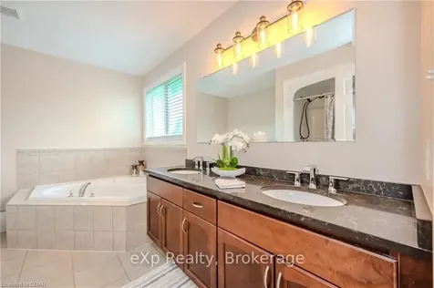 14 Mccorkindale Place Guelph ON N1K 1Z2