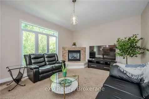 14 Mccorkindale Place Guelph ON N1K 1Z2