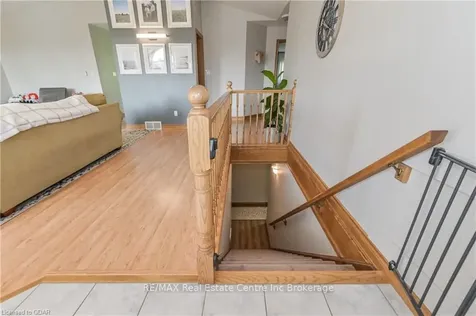 26 Queen Street Mapleton ON N0G 1P0