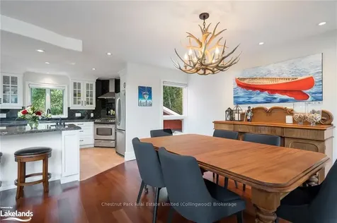 142 Carmichael Crescent Blue Mountains ON L9Y 0R3