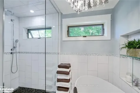 1045 Maplewood Road E Bracebridge ON P1L 1W8