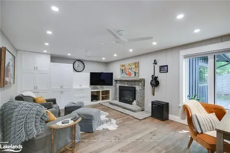 1045 Maplewood Road E Bracebridge ON P1L 1W8