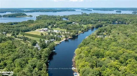 1045 Maplewood Road E Bracebridge ON P1L 1W8