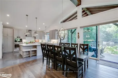 1045 Maplewood Road E Bracebridge ON P1L 1W8