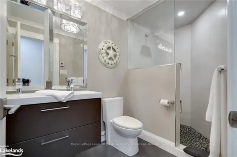 1045 Maplewood Road E Bracebridge ON P1L 1W8