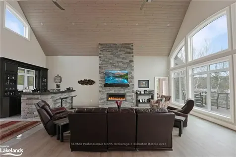 2043 Watts Road Dysart Et Al ON K0M 1S0