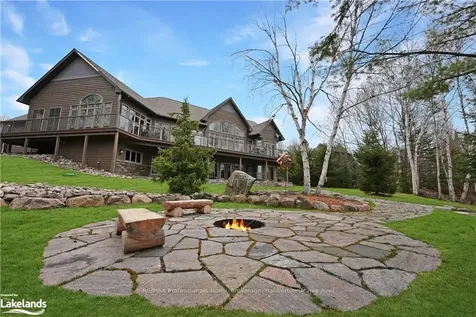 2043 Watts Road Dysart Et Al ON K0M 1S0