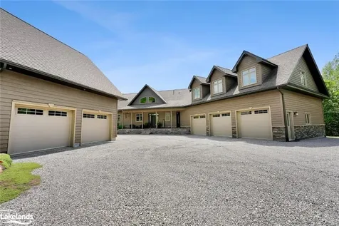 2043 Watts Road Dysart Et Al ON K0M 1S0