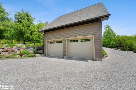 2043 Watts Road Dysart Et Al ON K0M 1S0