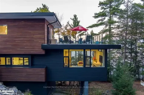 1040 Sunny Bay Lane Gravenhurst ON P1P 1R1