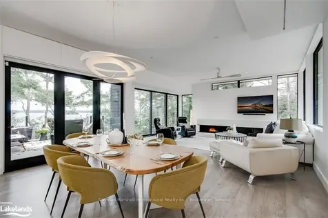 1040 Sunny Bay Lane Gravenhurst ON P1P 1R1