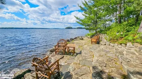 1200 Browning N/a Bracebridge ON P1L 1X2