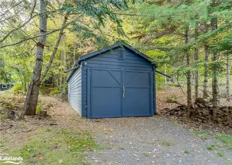 25 Beaumont Bay Road Muskoka Lakes ON P0B 1M0