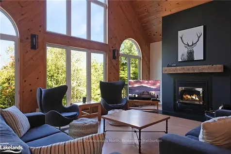 1561 Kennaway Road Dysart Et Al ON K0M 1S0