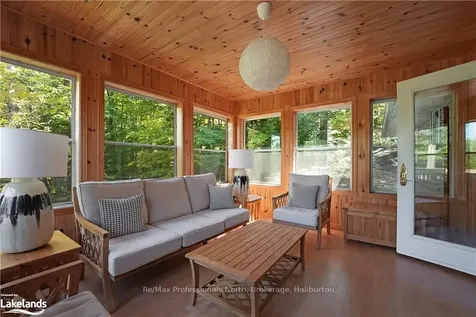 1561 Kennaway Road Dysart Et Al ON K0M 1S0