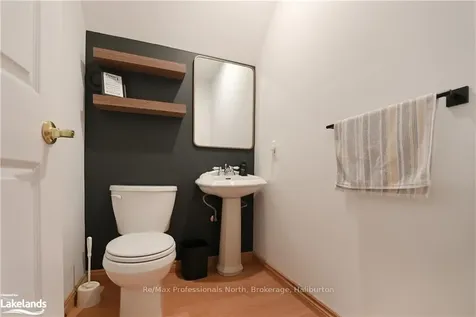 1561 Kennaway Road Dysart Et Al ON K0M 1S0