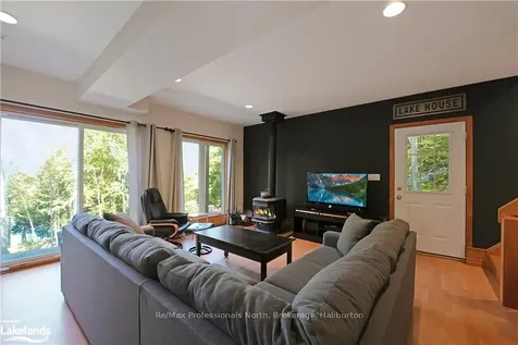 1561 Kennaway Road Dysart Et Al ON K0M 1S0