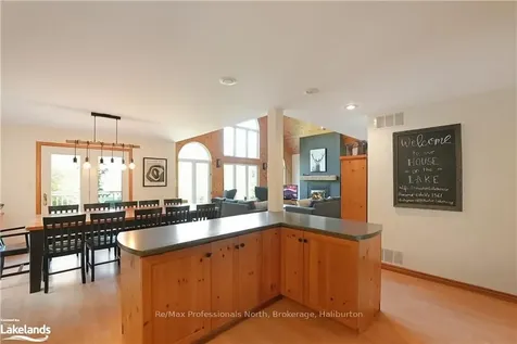 1561 Kennaway Road Dysart Et Al ON K0M 1S0