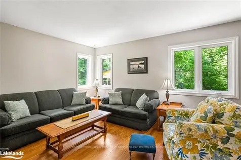 1035 Pebble Brook Lane Algonquin Highlands ON K0M 1J1