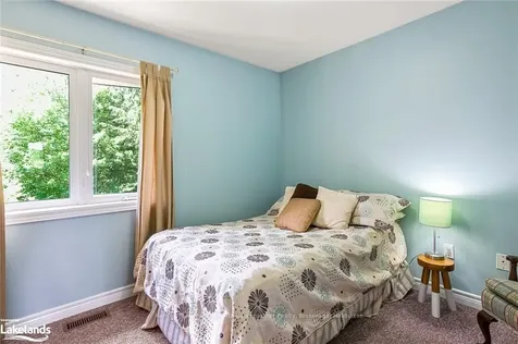 1035 Pebble Brook Lane Algonquin Highlands ON K0M 1J1