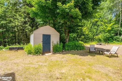 1035 Pebble Brook Lane Algonquin Highlands ON K0M 1J1