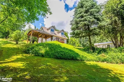 1035 Pebble Brook Lane Algonquin Highlands ON K0M 1J1