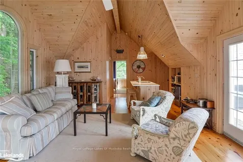 7 Pine Island N/a Muskoka Lakes ON P0B 1B0
