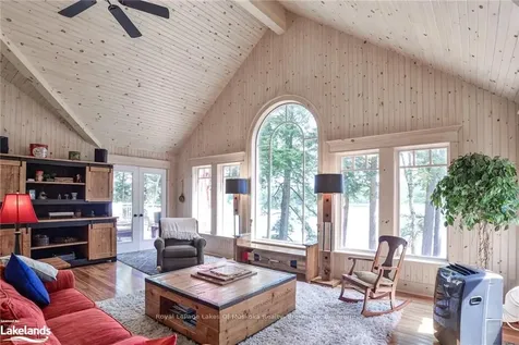 7 Pine Island N/a Muskoka Lakes ON P0B 1B0