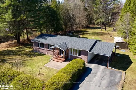 407 Ravensglen Crescent Huntsville ON P1H 1L7